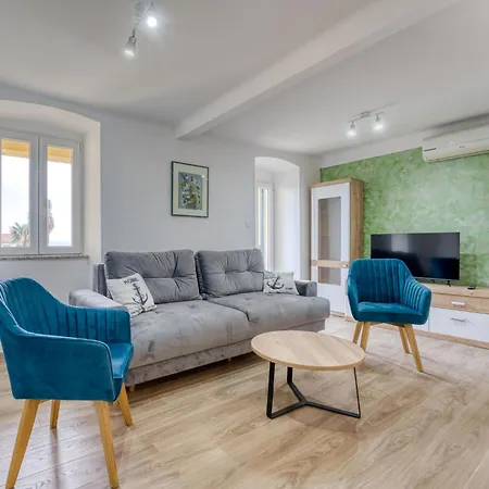 Apartment Vero-6 By Interhome *