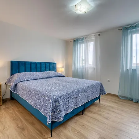 Vero-6 By Interhome Opatija